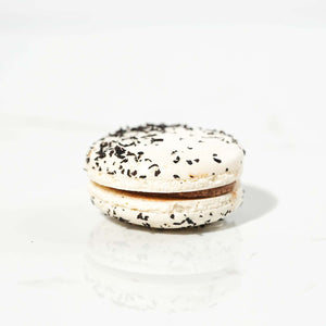 Earl Grey Honey Macaron